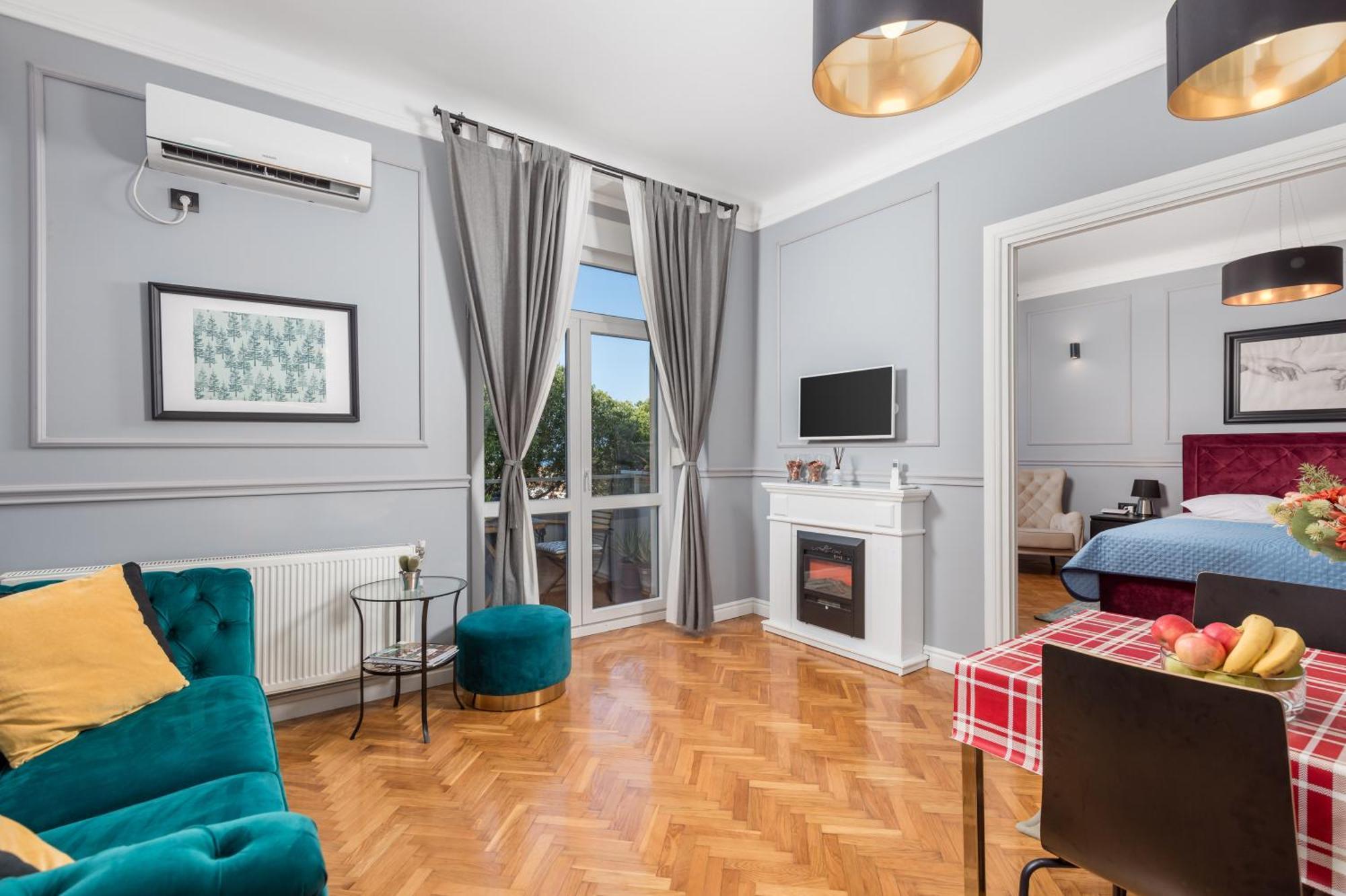 Apartment Tiziano-belveder With Private Garage